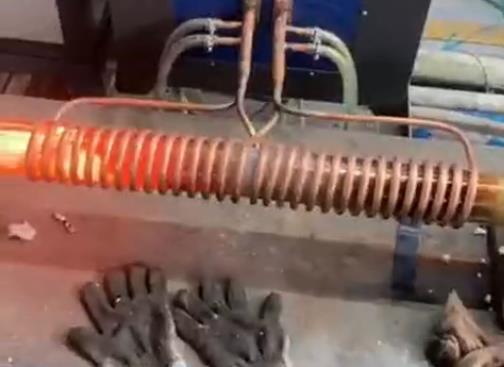 大功率中频HULUWA葫芦娃下载入口安卓加热设备：大型壁厚钢管热处理的理想之选(图4)