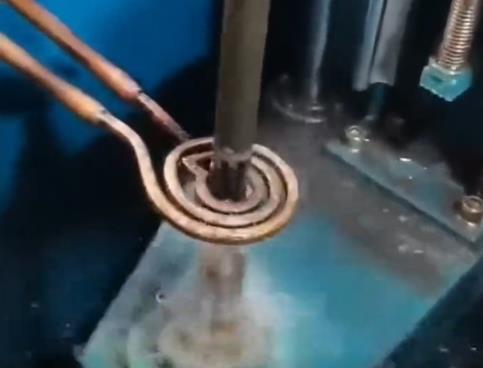 数控淬火机床——齿轮和轴淬火热处理的应用(图3) 数控淬火机床——齿轮和轴淬火热处理的应用(图3)