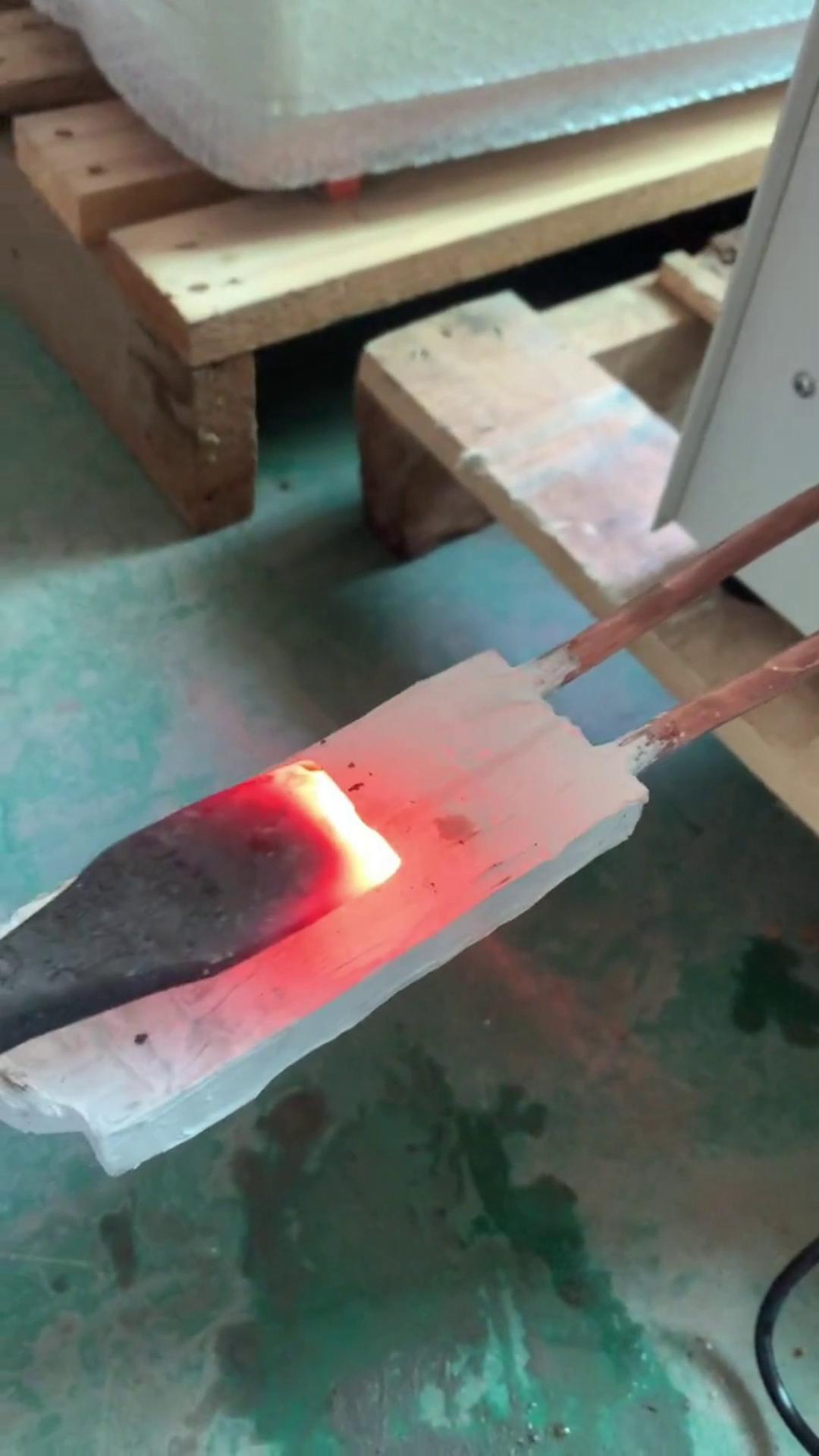 高频HULUWA葫芦娃下载入口安卓加热机，高频HULUWA葫芦娃下载入口安卓加热设备 凿子加热测试