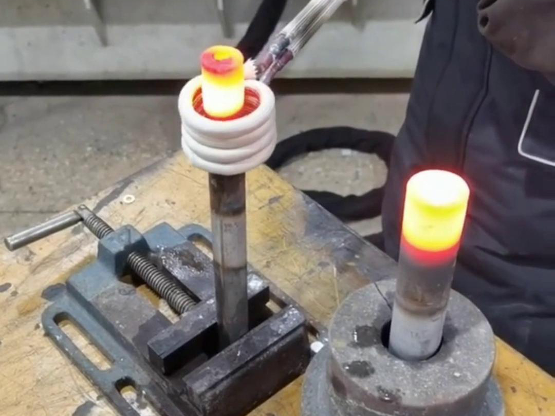 高频加热机以其高效、节能、环保的特性，在金属加工和制造领域有广泛应用