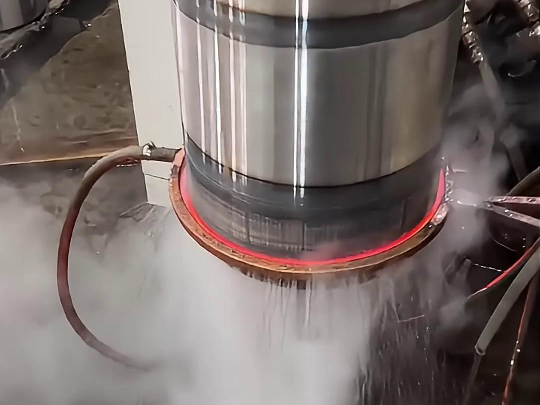 高频HULUWA葫芦娃18禁污网站入口可以实现直径400mm轴的热处理硬度达到50HRC以上