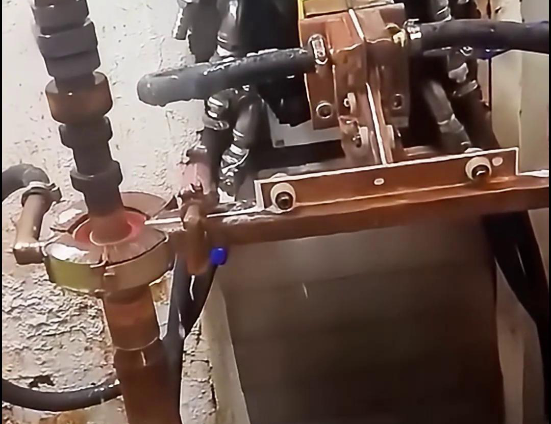 曲轴高频淬火热处理高频HULUWA葫芦娃18禁污网站入口具有加热速度快、淬火层深度可控、变形小等优点