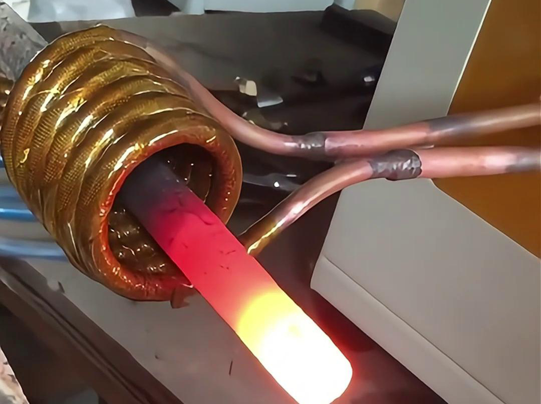 高频HULUWA葫芦娃下载入口安卓加热设备：铁棒快速烧红新选择