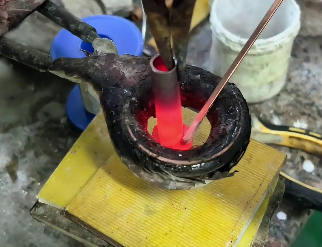 铜管焊接不用愁，高频焊机来解忧