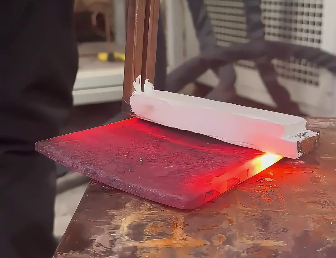 局部加热对于高频加热机来说确实是一项基本功能(图2) 局部加热对于高频加热机来说确实是一项基本功能(图2)