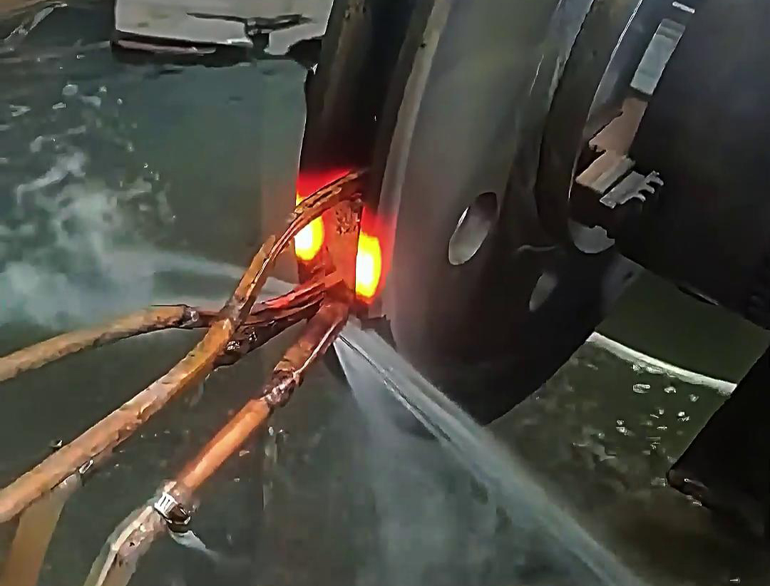 卷扬机卷筒绳槽、提升绞车绳轮槽等部件经过高频淬火处理后使用