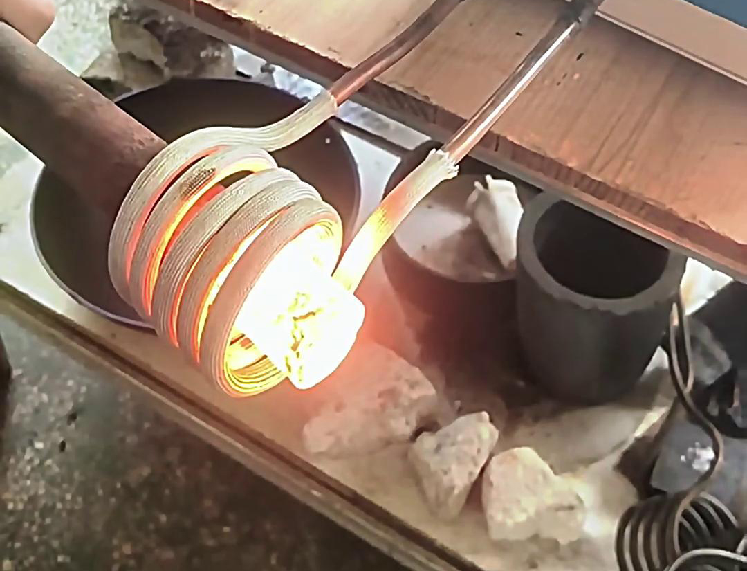 高频机棒料加热用于金属加工、如热锻、热处理退火、正火、淬火等