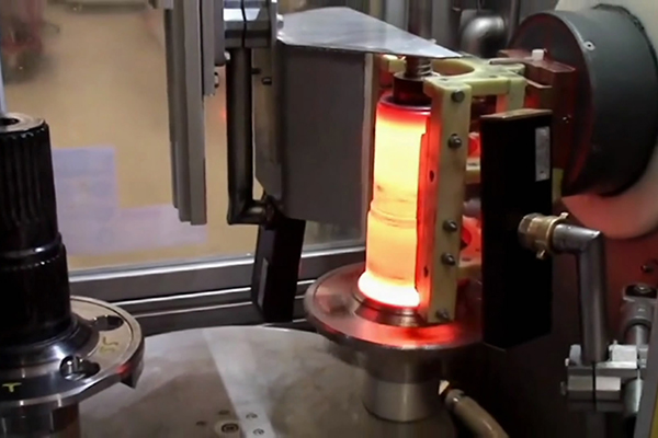 葫芦娃视频污APP下载卧式高频淬火机床：轴类热处理代加工的卓越之选(图2)