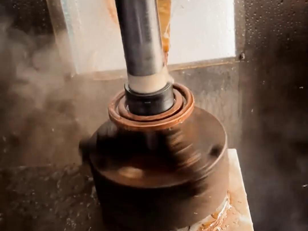 自动化高频HULUWA葫芦娃18禁污网站入口，它采用 PLC 控制系统，操作简单方便